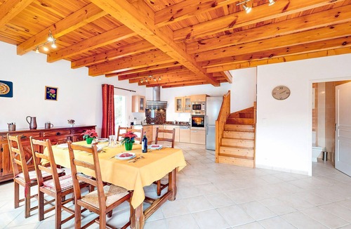 Louvie-Soubiron House | 2 bedroom awesome home in Louvie-Soubiron