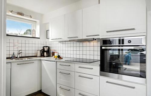 Sandkaas Apartment | 2 Bedroom Awesome Apartment In Allinge
