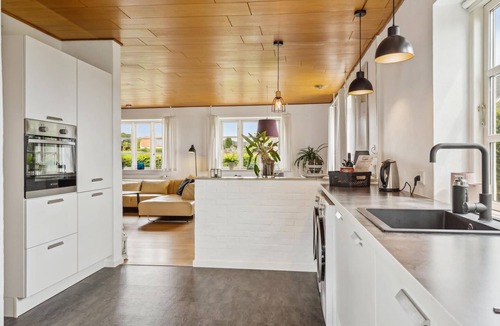 Hejlsminde Strand Apartment | 2 bedroom awesome apartment in Hejls