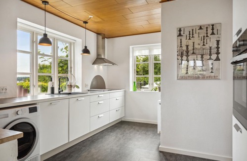 Hejlsminde Strand Apartment | 2 bedroom awesome apartment in Hejls
