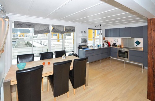 Øer Strand House | 2 bedroom awesome home in Ebeltoft