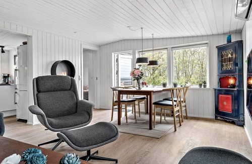 Hojslev House | 2 bedroom awesome home in Højslev