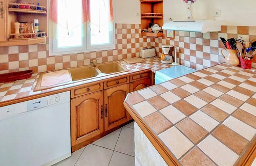 Bagnault House | 2 bedroom awesome home in Souvigne