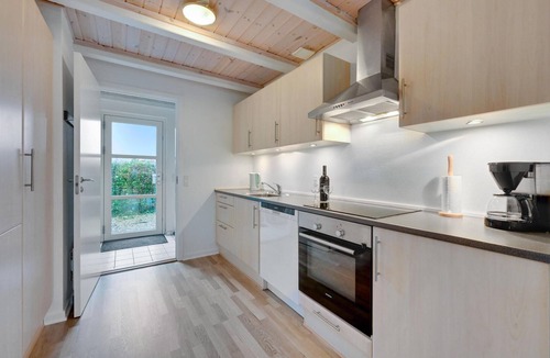 Henne House | 2 bedroom awesome home in Henne