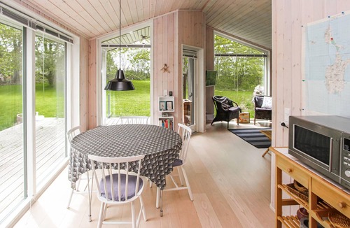 Marup House | 2 bedroom awesome home in Samsø