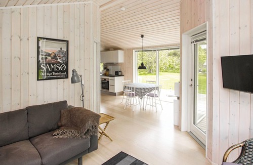 Marup House | 2 bedroom awesome home in Samsø