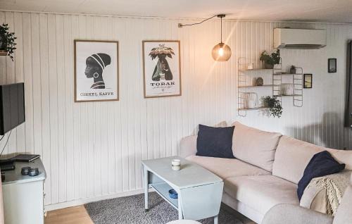 Ertebølle House | 2 Bedroom Awesome Home In Farsø