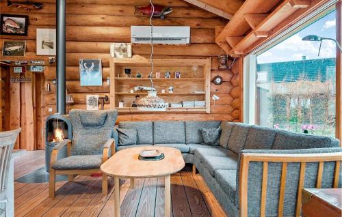 Skarrild House | 2 Bedroom Awesome Home In Kibæk