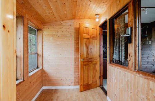Rosedale House | 2-bedroom Balsam Lake Lower Boathouse #1A