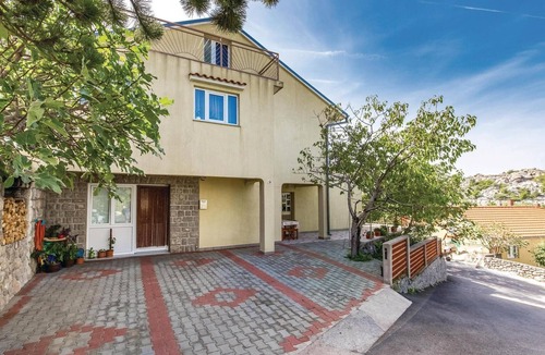 Sveti Juraj Apartment | 2 bedroom beach front apartment in Sveti Juraj