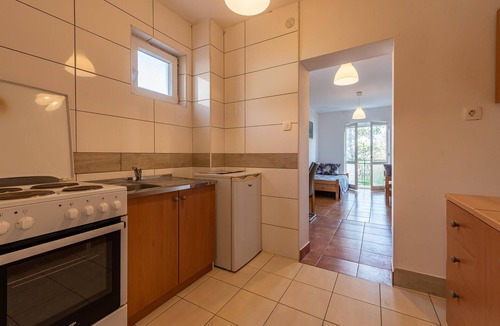 Bosana Apartment | 2 bedroom beach front apartment in Novalja