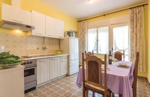 Valbandon Apartment | 2 bedroom beach front apartment in Fazana