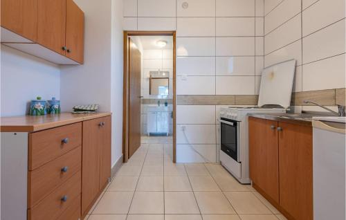Bosana Apartment | 2 Bedroom Beach Front Apartment In Novalja