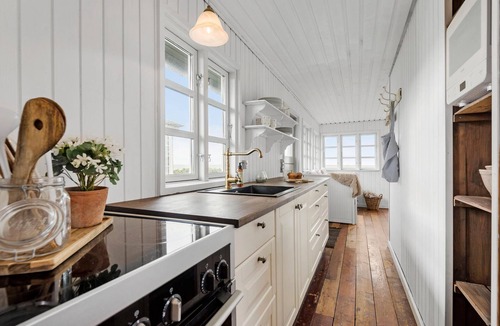 Sjaelborg House | 2 bedroom beach front home in Esbjerg V