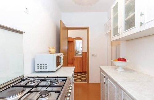 Smrika House | 2 bedroom beach front home in Smrika