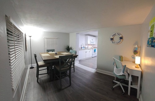 Seaside Homes House | 2-bedroom beachside getaway in marvelous Ormond Beach