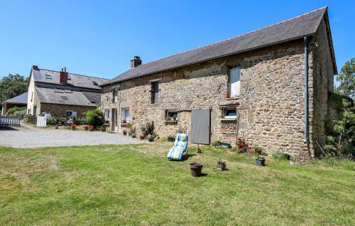 Andouille-Neuville House | 2 Bedroom Beautiful Home In Andouillé-Neuville