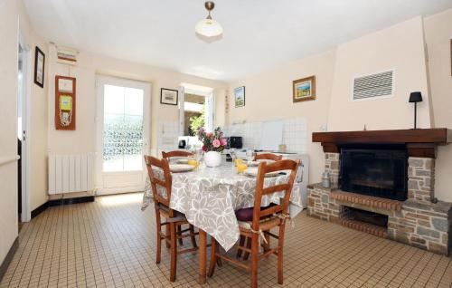 Andouille-Neuville House | 2 Bedroom Beautiful Home In Andouillé-Neuville
