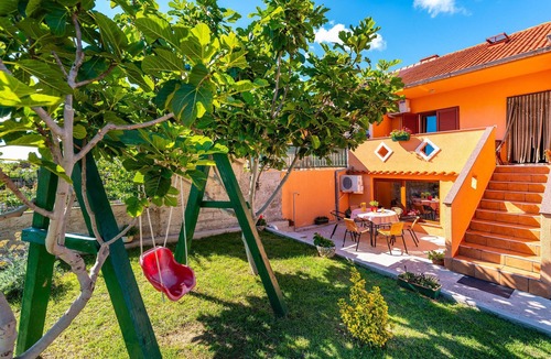 Razanac Apartment | 2 bedroom beautiful apartment in Razanac