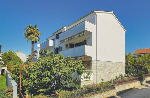 Porec Apartment | 2 bedroom beautiful apartment in Porec