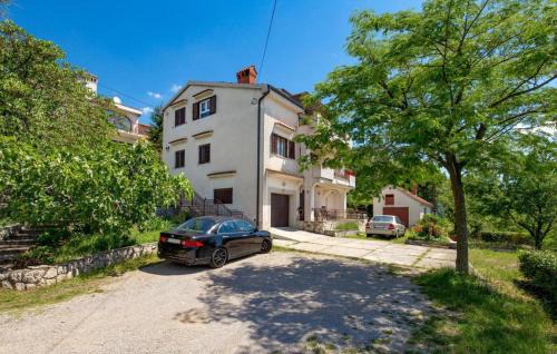 Sarsoni Apartment | 2 Bedroom Beautiful Apartment In Rijeka
