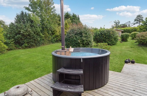 Bønnerup Strand House | 2 bedroom beautiful home in Glesborg
