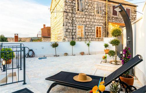 Dracevica House | 2 Bedroom Beautiful Home In Nerezisca