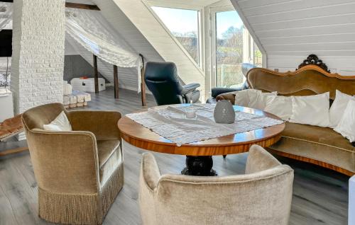 Vinderup House | 2 Bedroom Beautiful Home In Vinderup