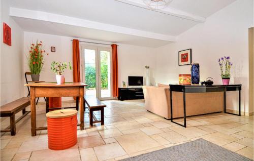 Tavel House | 2 Bedroom Beautiful Home In Tavel