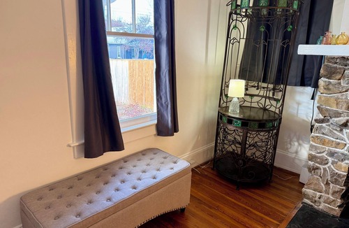 Belmont House | 2 Bedroom Belmont Home