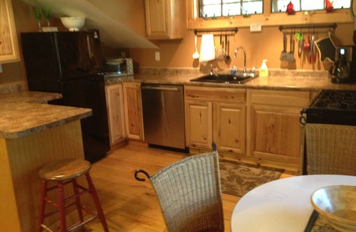 Northwest Ithaca Cabin | 2 Bedroom Cabin on Cayuga Lake 1 Mile from Ithaca