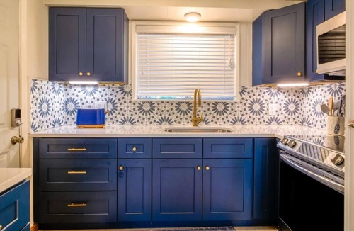 Burnet Cabin | 2 Bedroom Cabin Overlooking Lake Buchanan At Spider Mountain