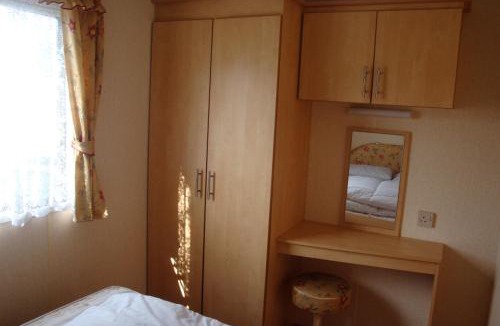 Skegness House | 2 bedroom caravan on 4 star park