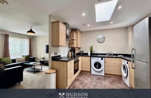 Telford House | 2-Bedroom Central Apartment