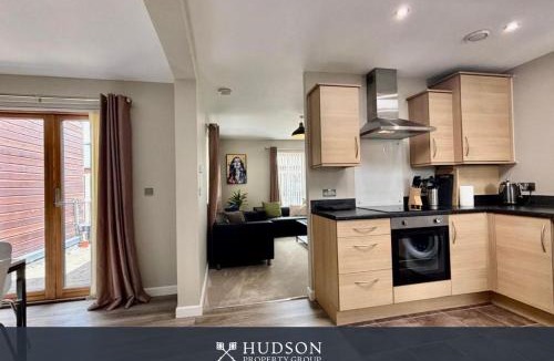 Telford House | 2-Bedroom Central Apartment