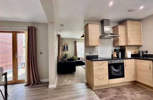 Telford Apartment | 2 Bedroom Central Apartment