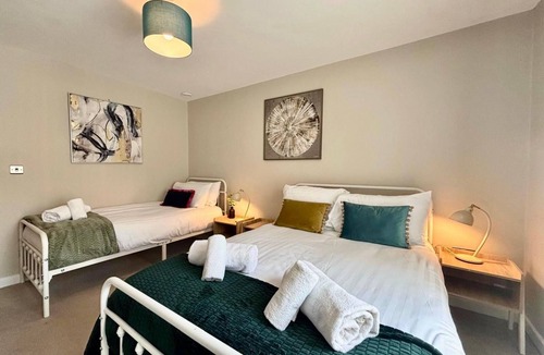 Telford Apartment | 2 Bedroom Central Apartment