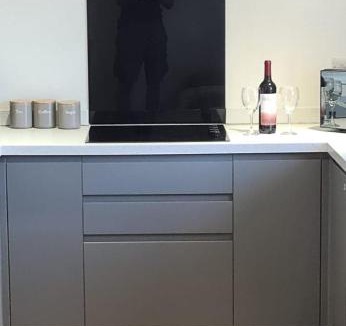 Leek Apartment | 2 Bedroom Central Apartment