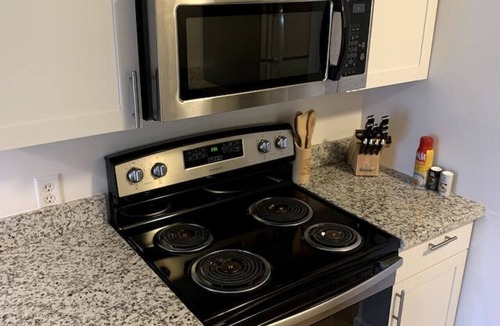 Starkville Apartment | 2 Bedroom Central Comfort MSU