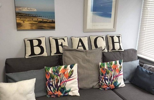 Sandown Ski Chalet | 2 Bedroom Chalet With Private Decking