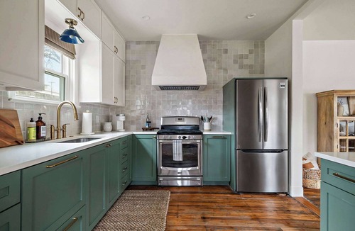 Cherrywood House | 2 Bedroom Cherrywood Cottage/Firepit/Near UT