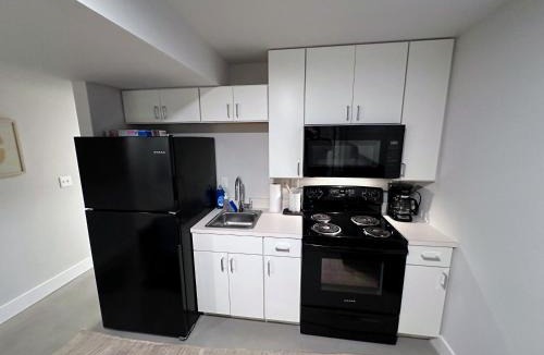 St. Louis Apartment | 2 Bedroom City Comfort