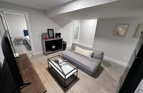 St. Louis Apartment | 2 Bedroom City Comfort