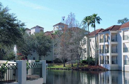 Chatham Park Condo | 2-bedroom condo in Kissimmee 5 minutes from Disney with fitness room, AC, WiFi