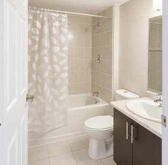 Milton Apartment | 2 Bedroom Condo in Milton