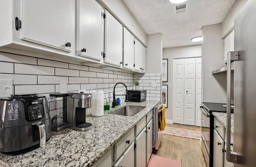 Hampden South Apartment | 2-bedroom Condo in Southmoor