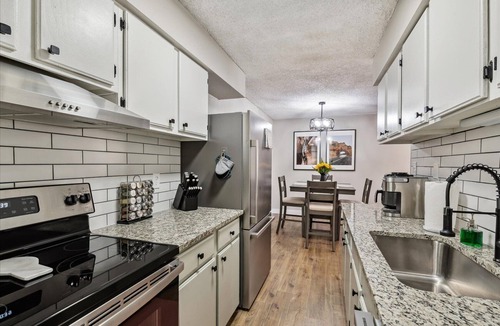 Hampden South Apartment | 2-bedroom Condo in Southmoor