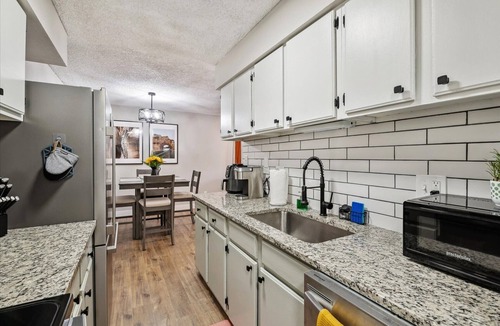 Hampden South Apartment | 2-bedroom Condo in Southmoor