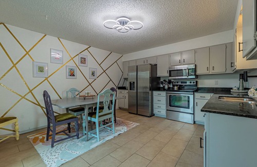 Oklahoma City Condo | 2 Bedroom Condo - Lake Hefner - OKC