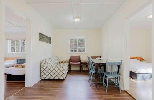 Gravenhurst House | 2-Bedroom Cottage #2 - Shortleaf Pine